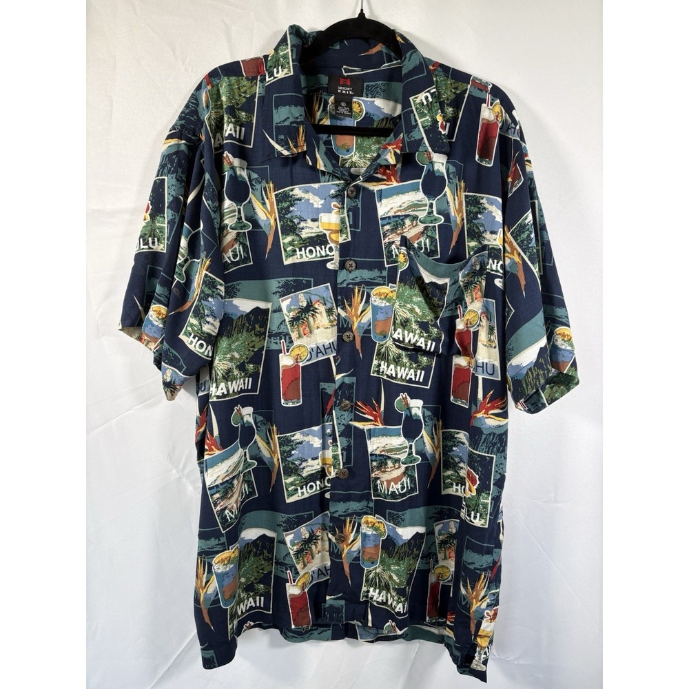 Emergency Exit‎ Shirt Size XLHawaiian drinks cocktail theme short sleeve button